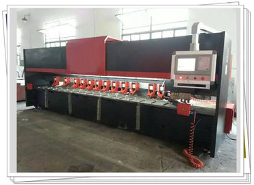 CNC контролирует управляемую сервоприводом точность торгового автомата металлического листа высокую